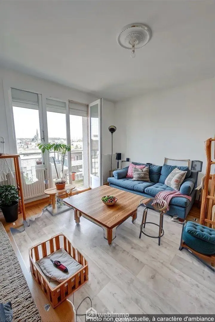 Appartement T4 lumineux de 65 m² à Rennes proche métro et centre-ville 