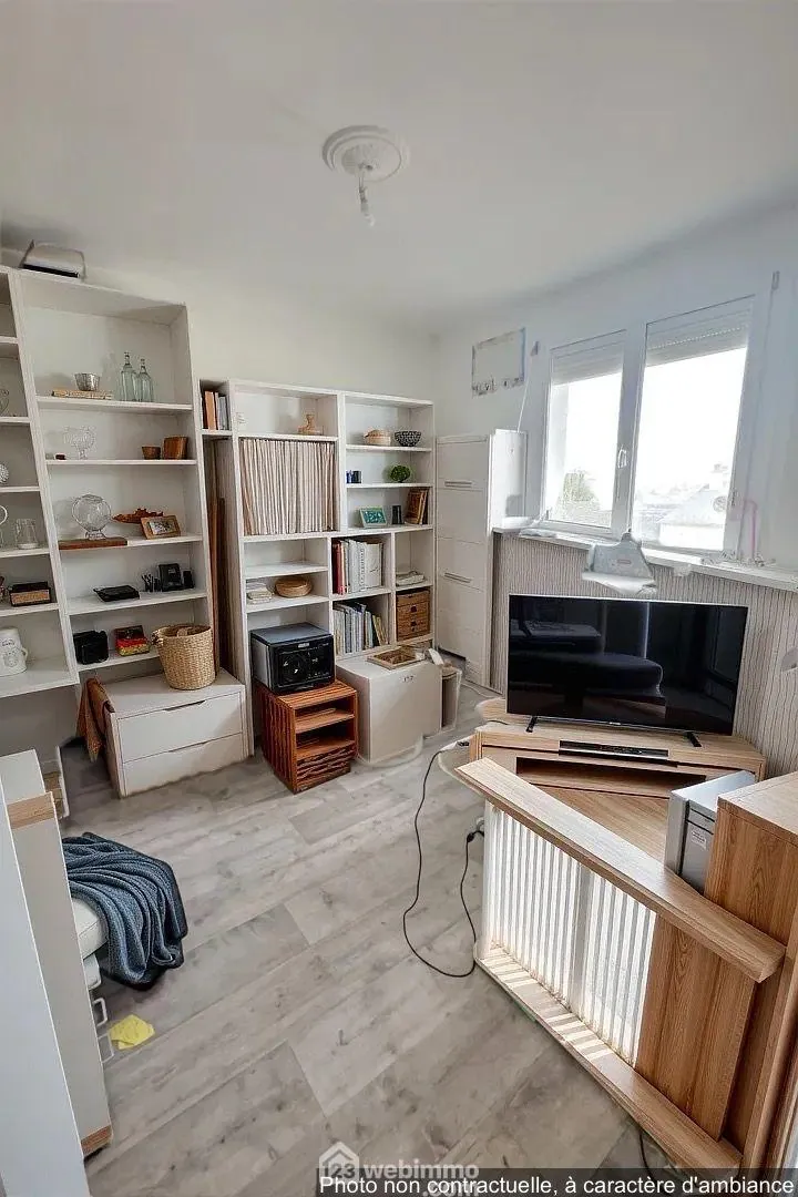 Appartement T4 lumineux de 65 m² à Rennes proche métro et centre-ville 
