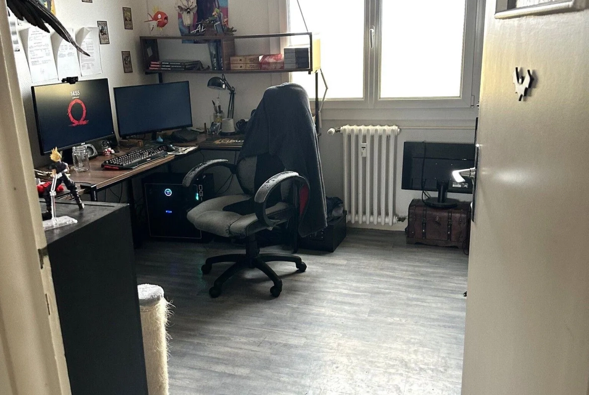 Appartement T4 lumineux de 65 m² à Rennes proche métro et centre-ville 