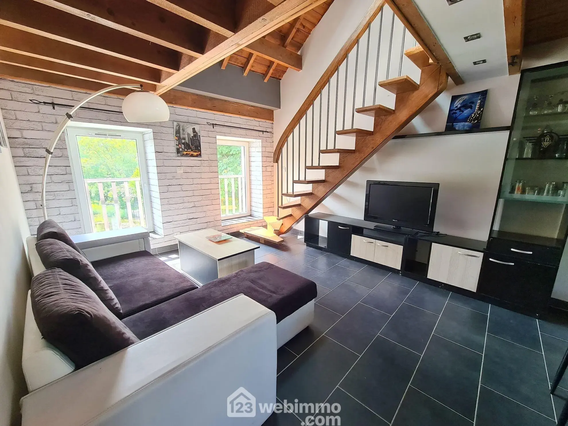 Charmant Duplex T2 de 40 m² en Vente à La Ferté-Alais avec Stationnement 