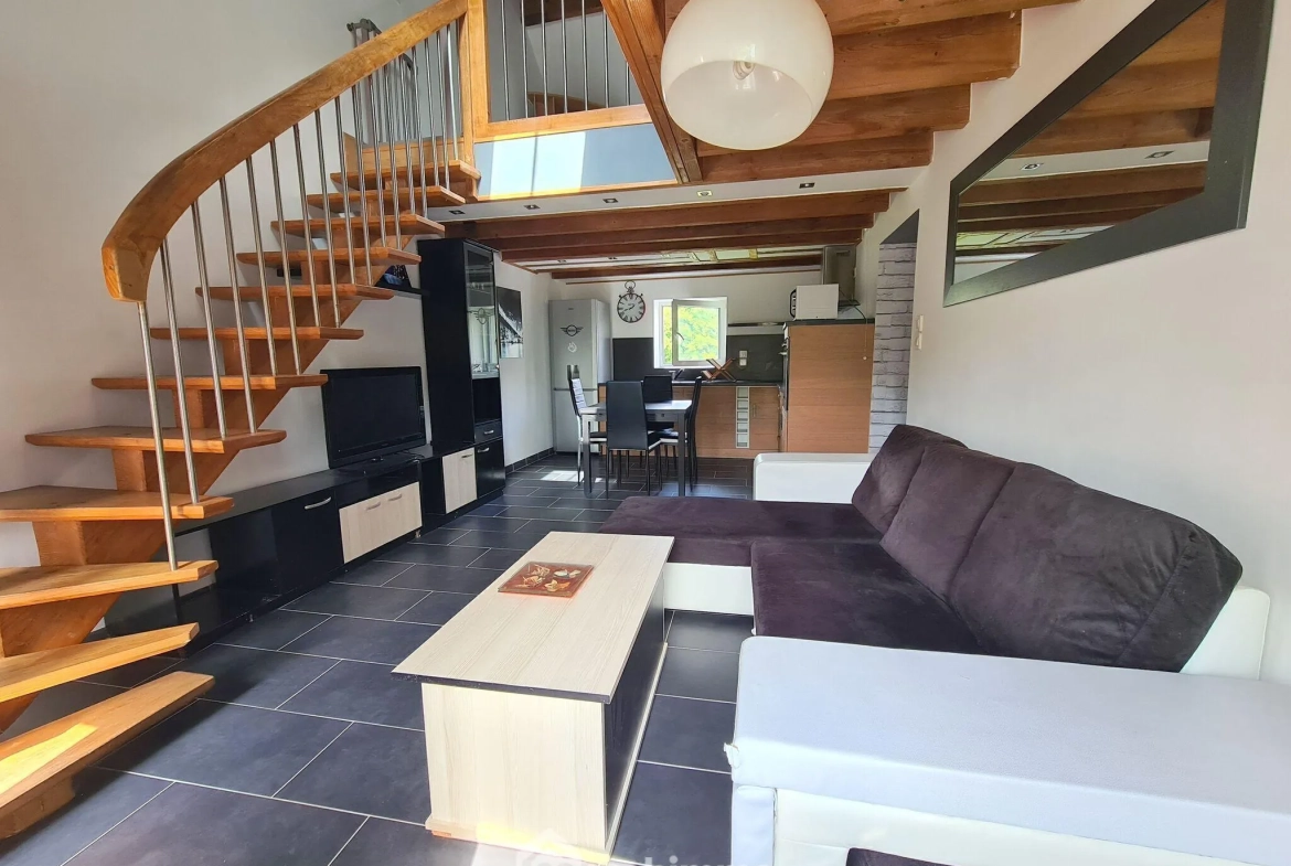 Charmant Duplex T2 de 40 m² en Vente à La Ferté-Alais avec Stationnement 