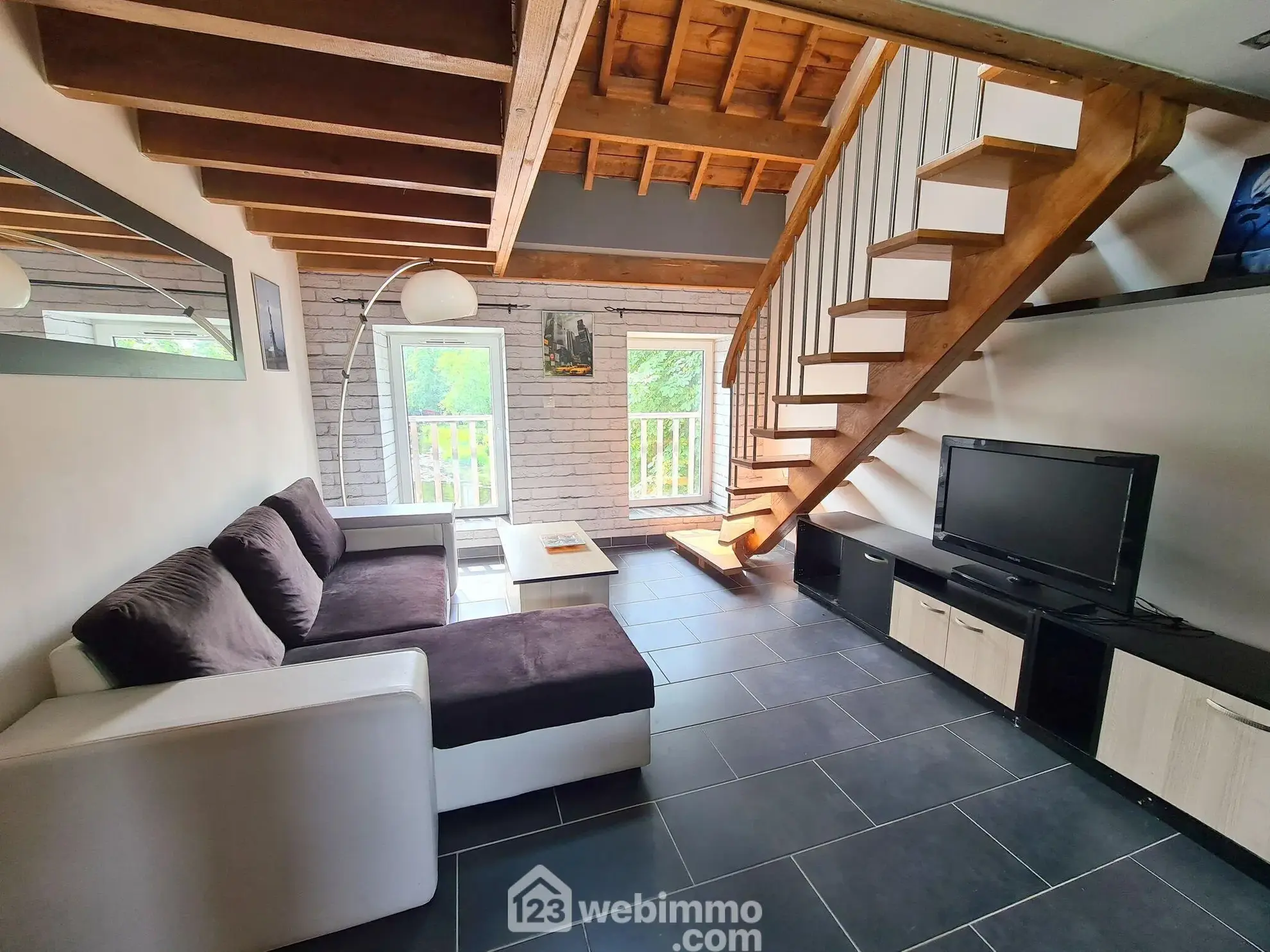 Charmant Duplex T2 de 40 m² en Vente à La Ferté-Alais avec Stationnement 