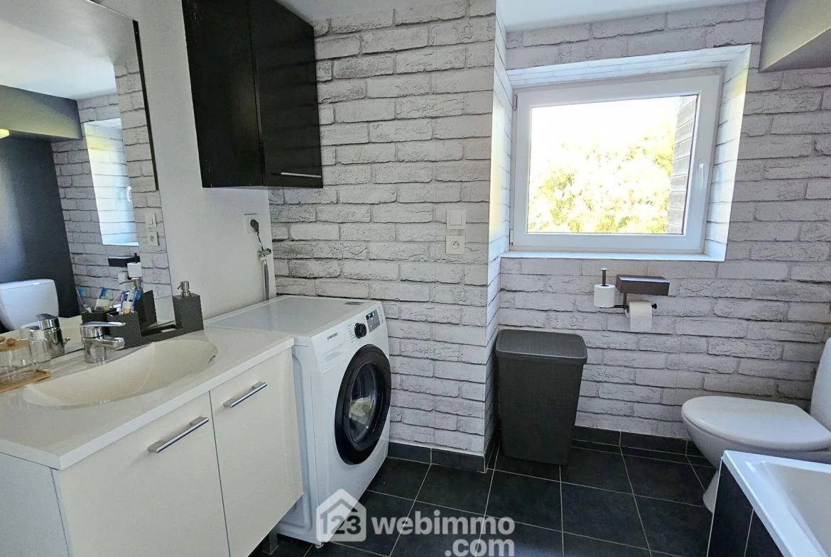 Charmant Duplex T2 de 40 m² en Vente à La Ferté-Alais avec Stationnement 