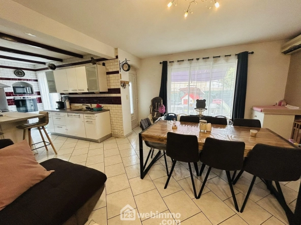 Maison de ville lumineuse à Claira de 117,5 m² avec suite PMR