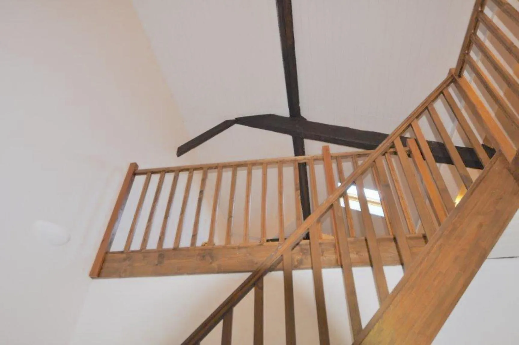 Ensemble immobilier avec jardin et deux chambres à Langoiran 