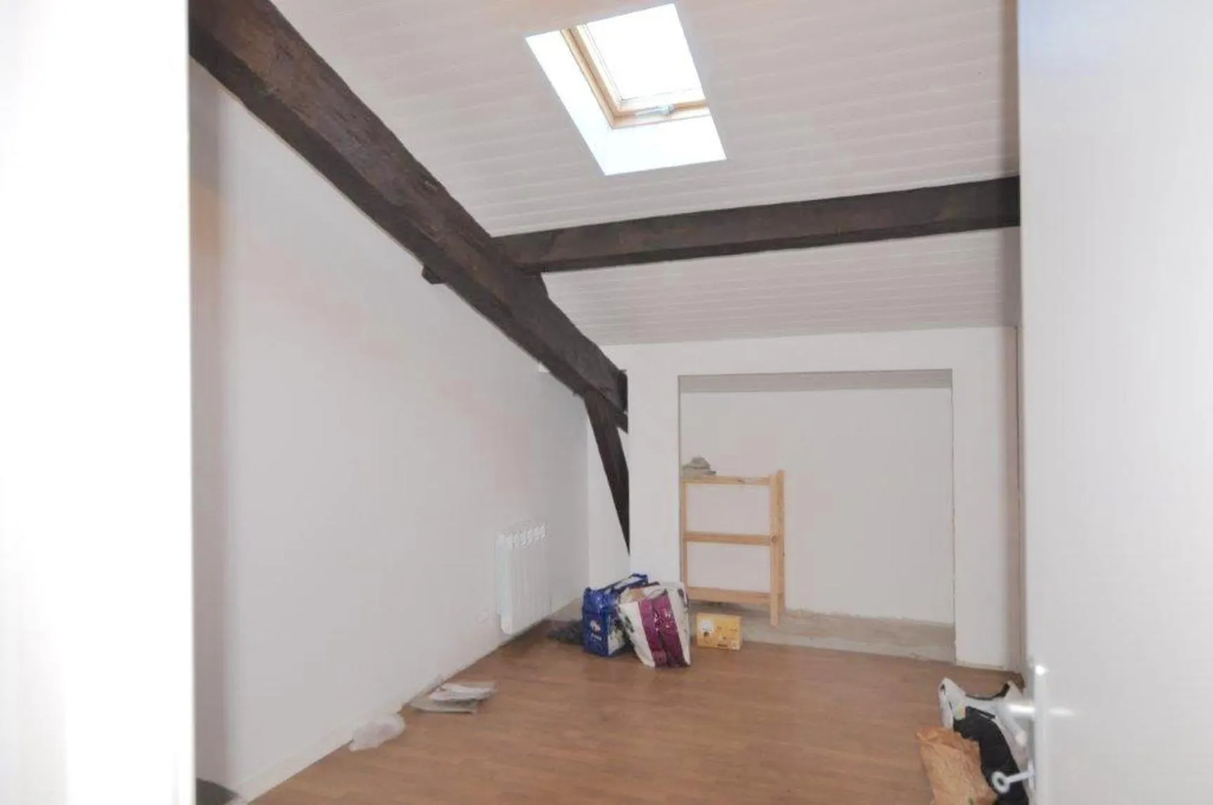 Ensemble immobilier avec jardin et deux chambres à Langoiran 