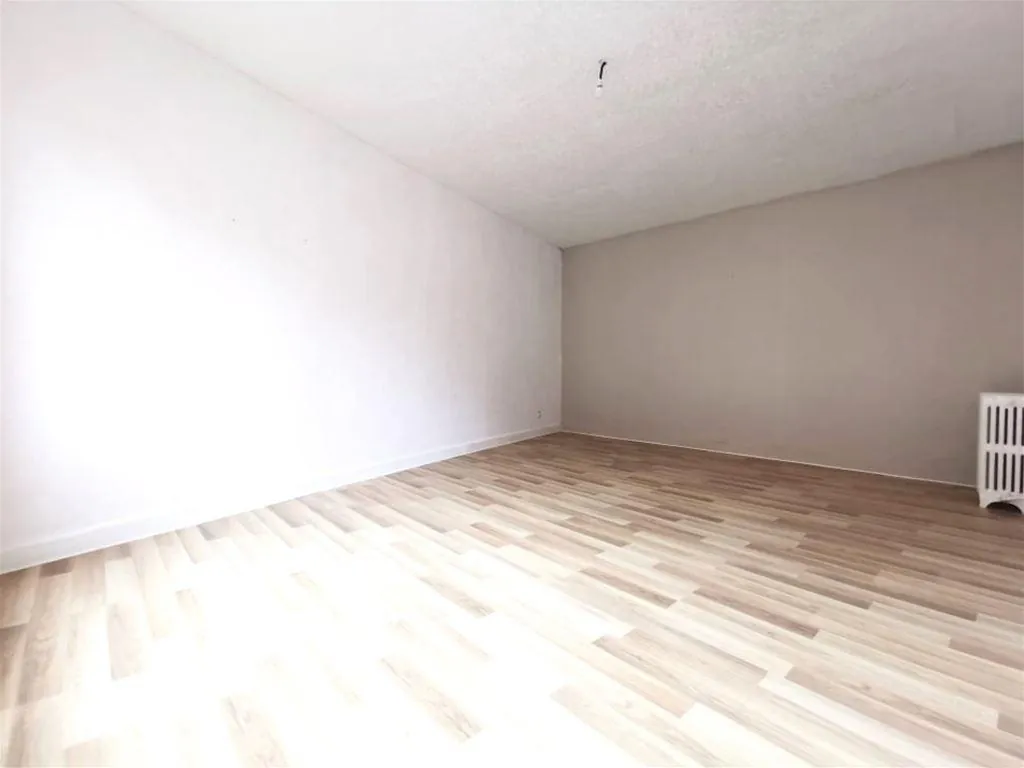 Charmante maison de ville de 123 m² à Cormicy avec garage et cour 