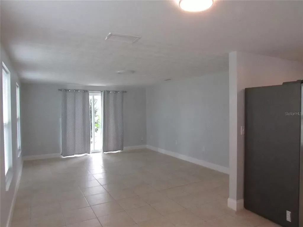 Maison rénovée à louer à Punta Gorda, Floride, 3 chambres, 2 salles de bain, à proximité du centre-ville 