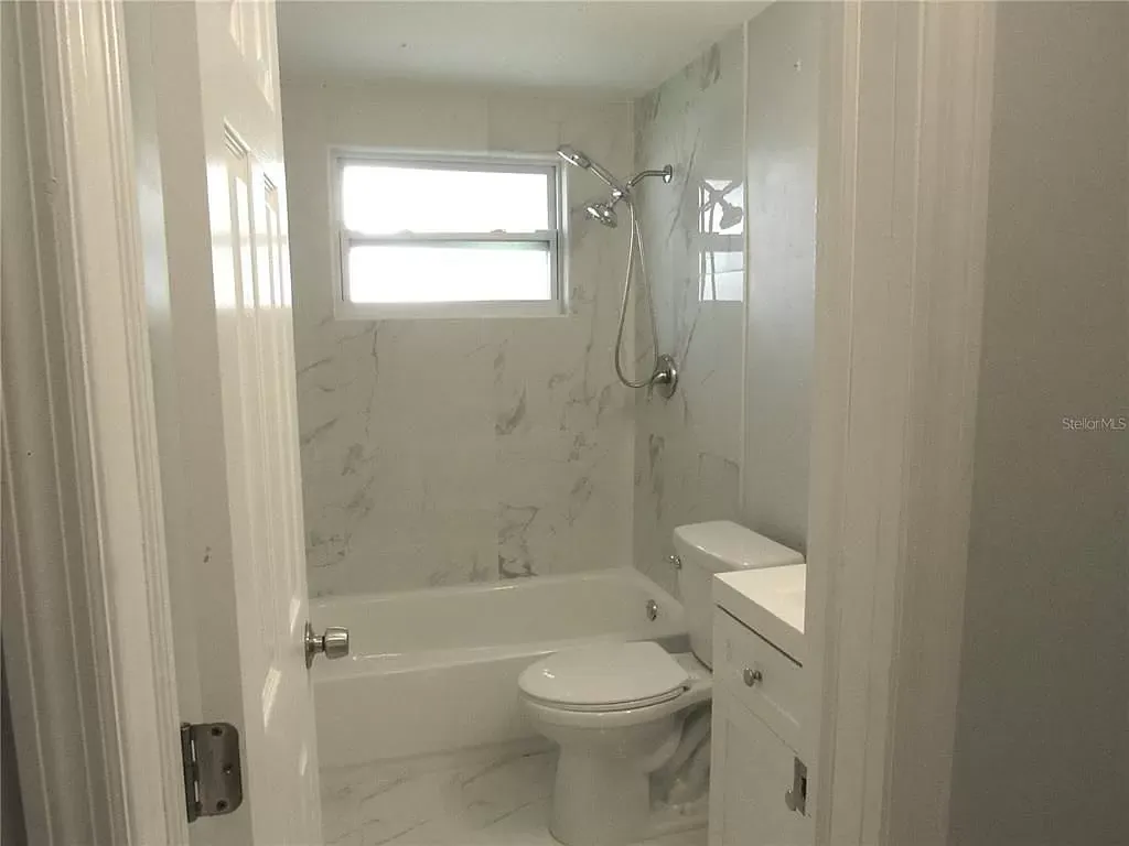 Maison rénovée à louer à Punta Gorda, Floride, 3 chambres, 2 salles de bain, à proximité du centre-ville 