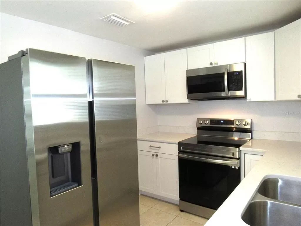 Belle maison à louer à Punta Gorda, Floride – 3 chambres, rénovée, emplacement idéal 