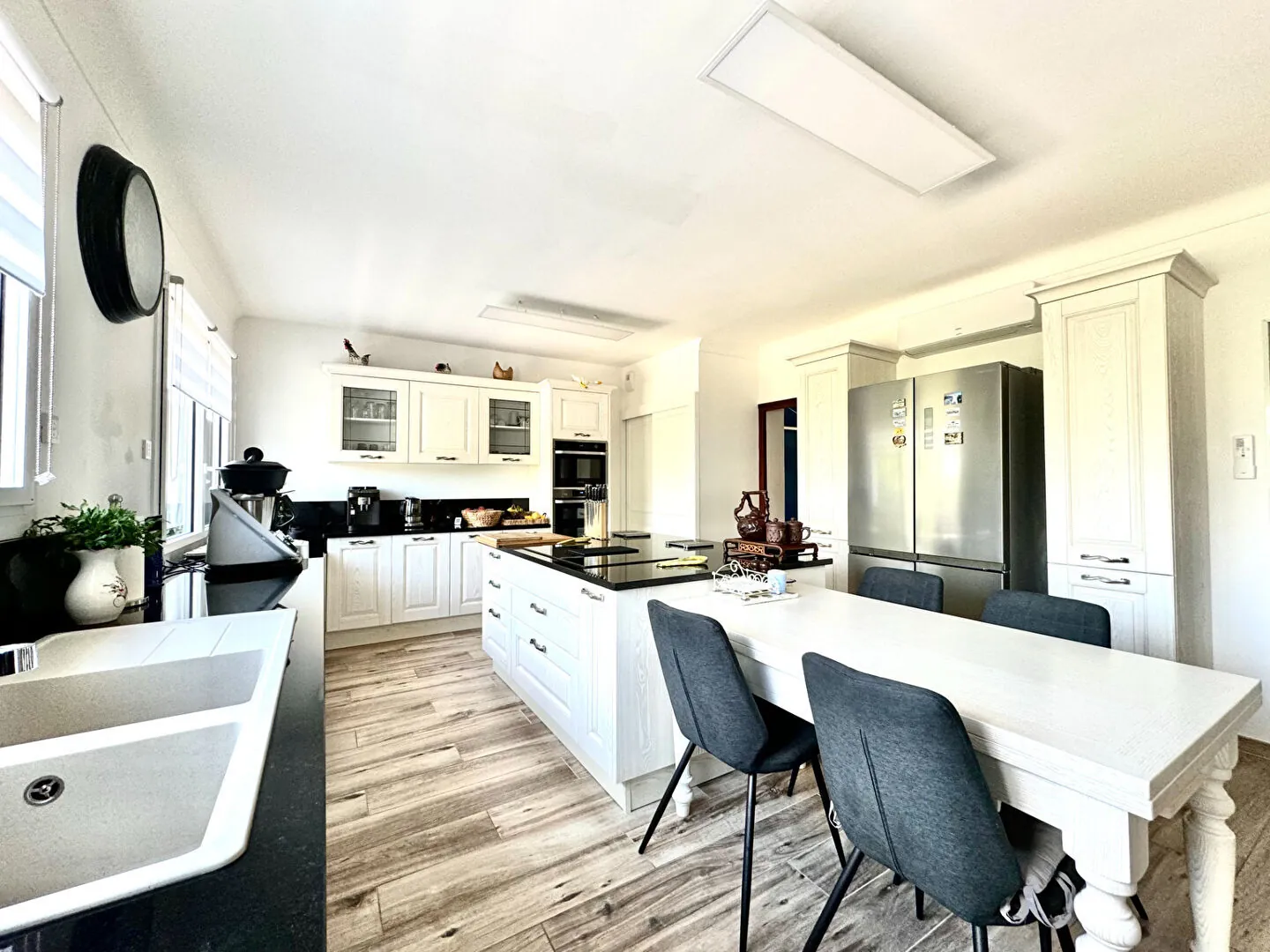 Magnifique maison familiale rénovée de 171 m² avec jardin à Mourenx 