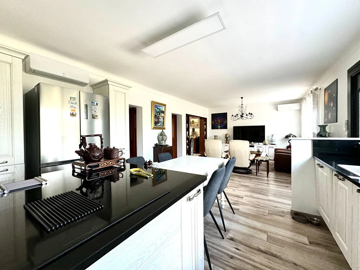 Magnifique maison familiale rénovée de 171 m² avec jardin à Mourenx 