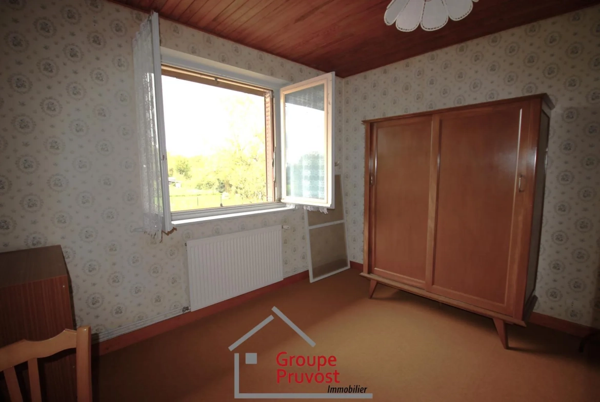 Maison de 140 m² avec grand terrain à Saint Etienne sur Reyssouze 