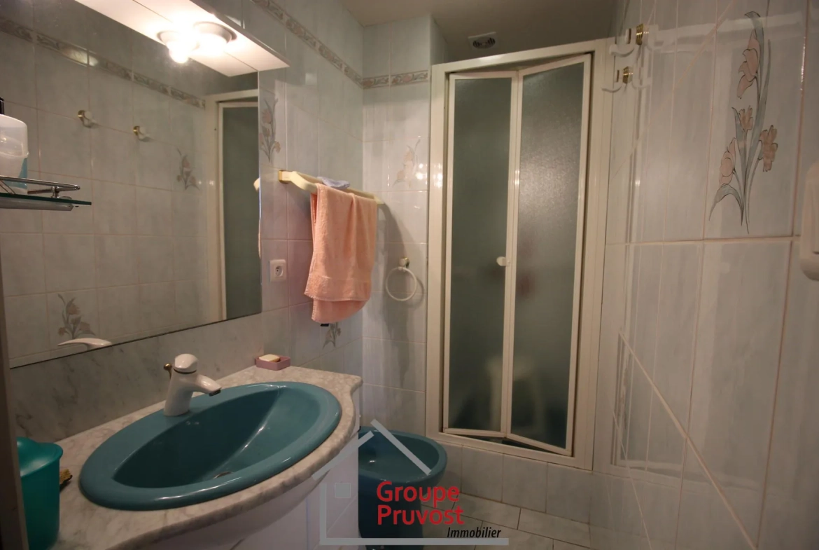 Maison de 140 m² avec grand terrain à Saint Etienne sur Reyssouze 