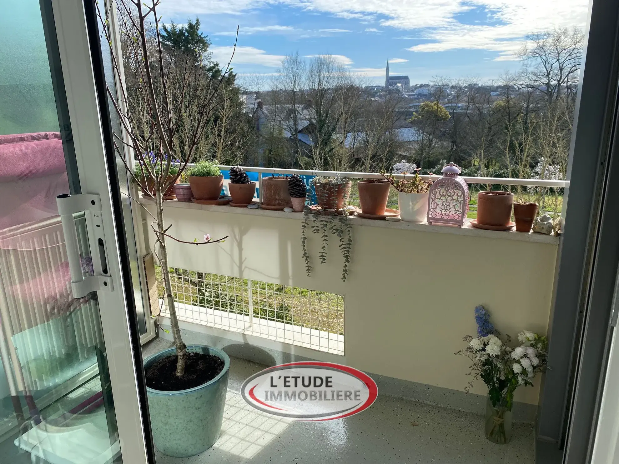 À vendre appartement 3 pièces à Carquefou La Fleuriaye avec loggia et cave 