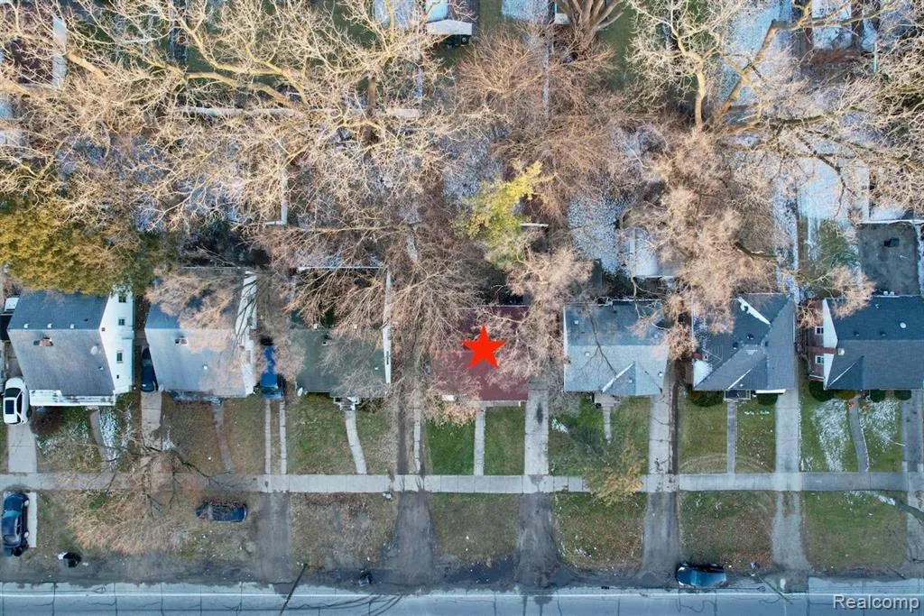 Maison à vendre à East English Village, Detroit - Forte rentabilité locative 