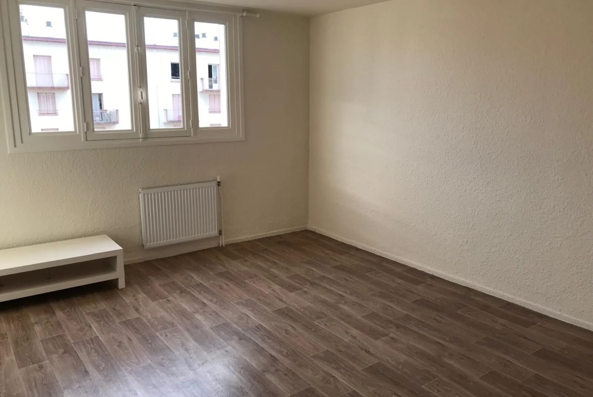 Appartement de 50 m² à Roanne Type 2 avec parking et cave, idéal investissement ou premier achat 