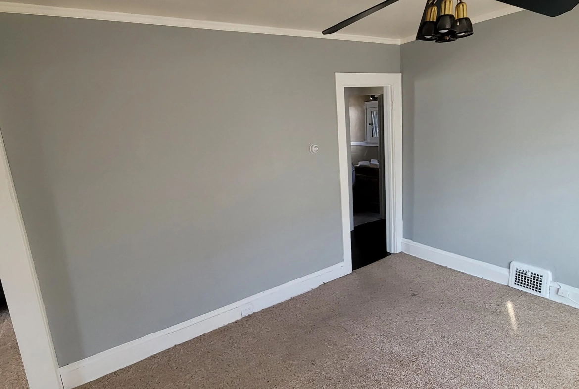 Duplex à vendre à Cleveland, Ohio – Investissement locatif performant dans le quartier de Forest Hills 
