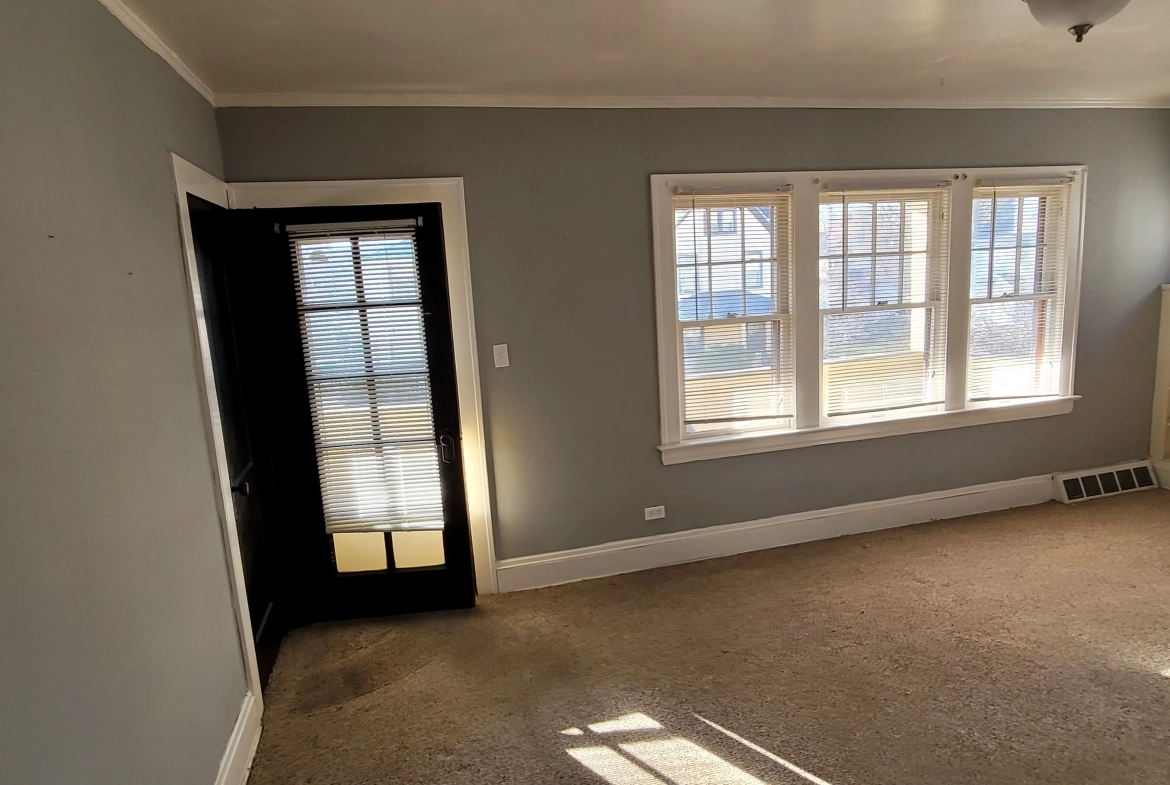 Duplex à vendre à Cleveland, Ohio – Investissement locatif performant dans le quartier de Forest Hills 