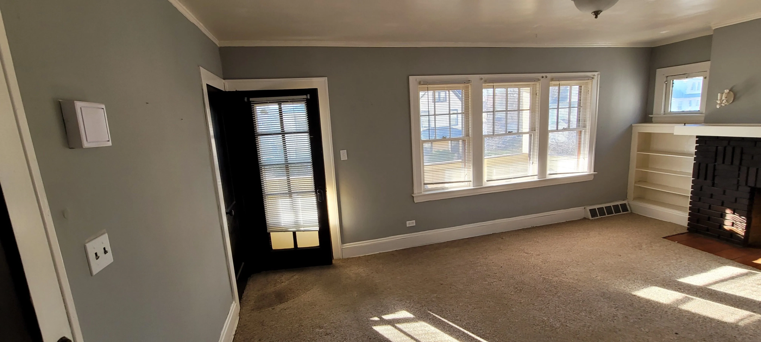 Duplex à vendre à Cleveland, Ohio – Investissement locatif performant dans le quartier de Forest Hills 
