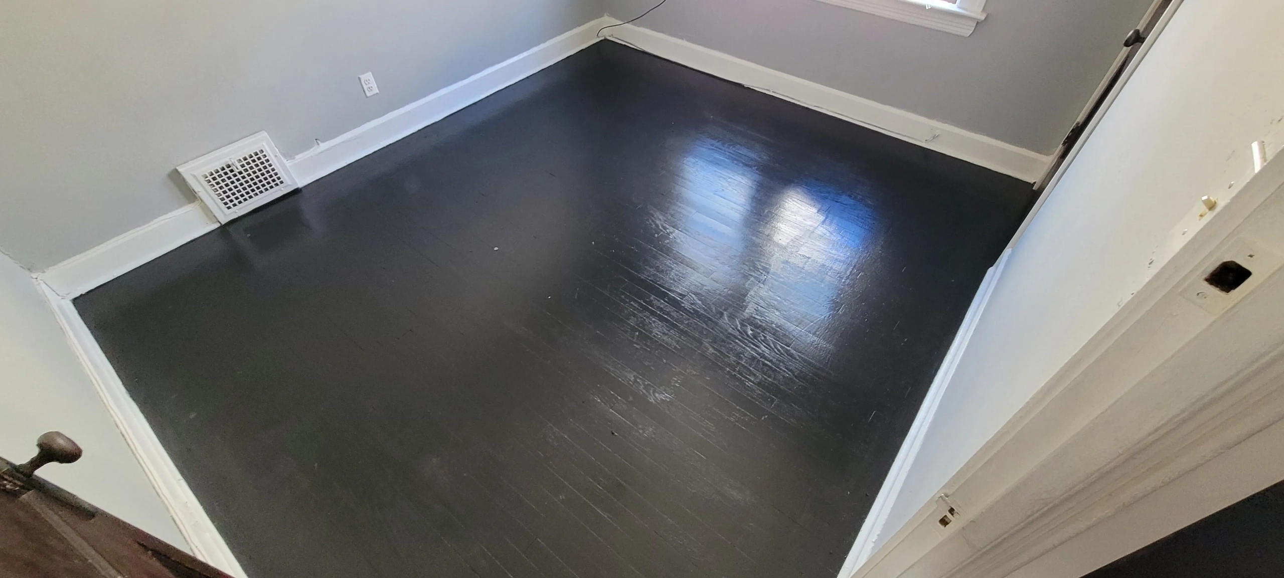 Duplex à vendre à Cleveland, Ohio – Investissement locatif performant dans le quartier de Forest Hills 