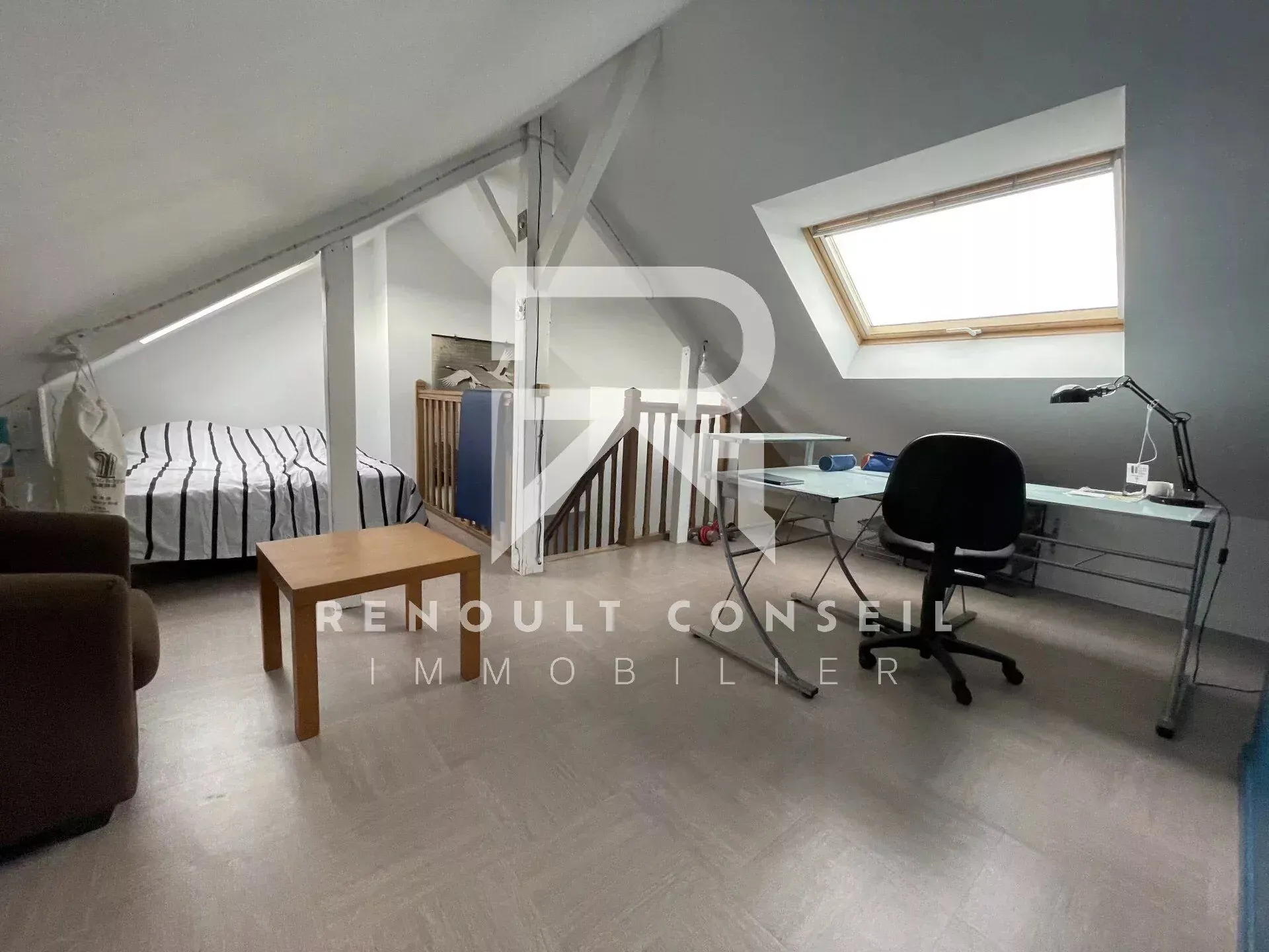 Maison rénovée avec 3 chambres à Sotteville-lès-Rouen - Calme et proximité commerces 