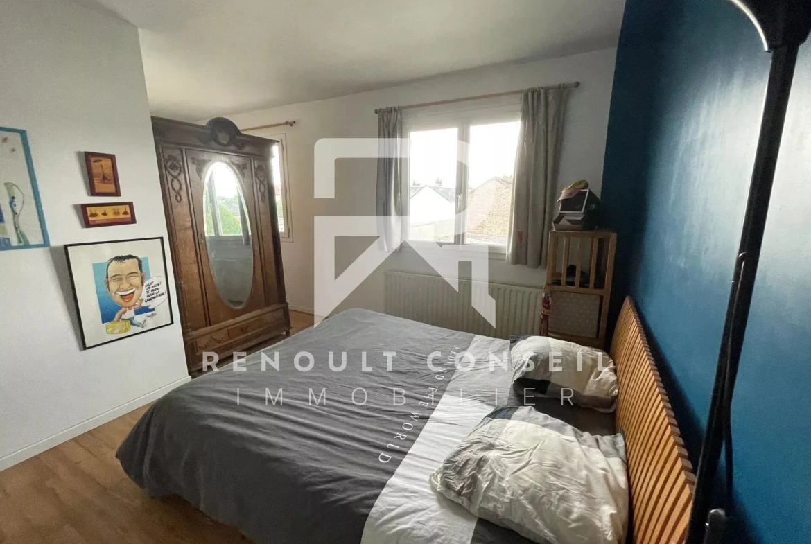 Maison rénovée avec 3 chambres à Sotteville-lès-Rouen - Calme et proximité commerces 
