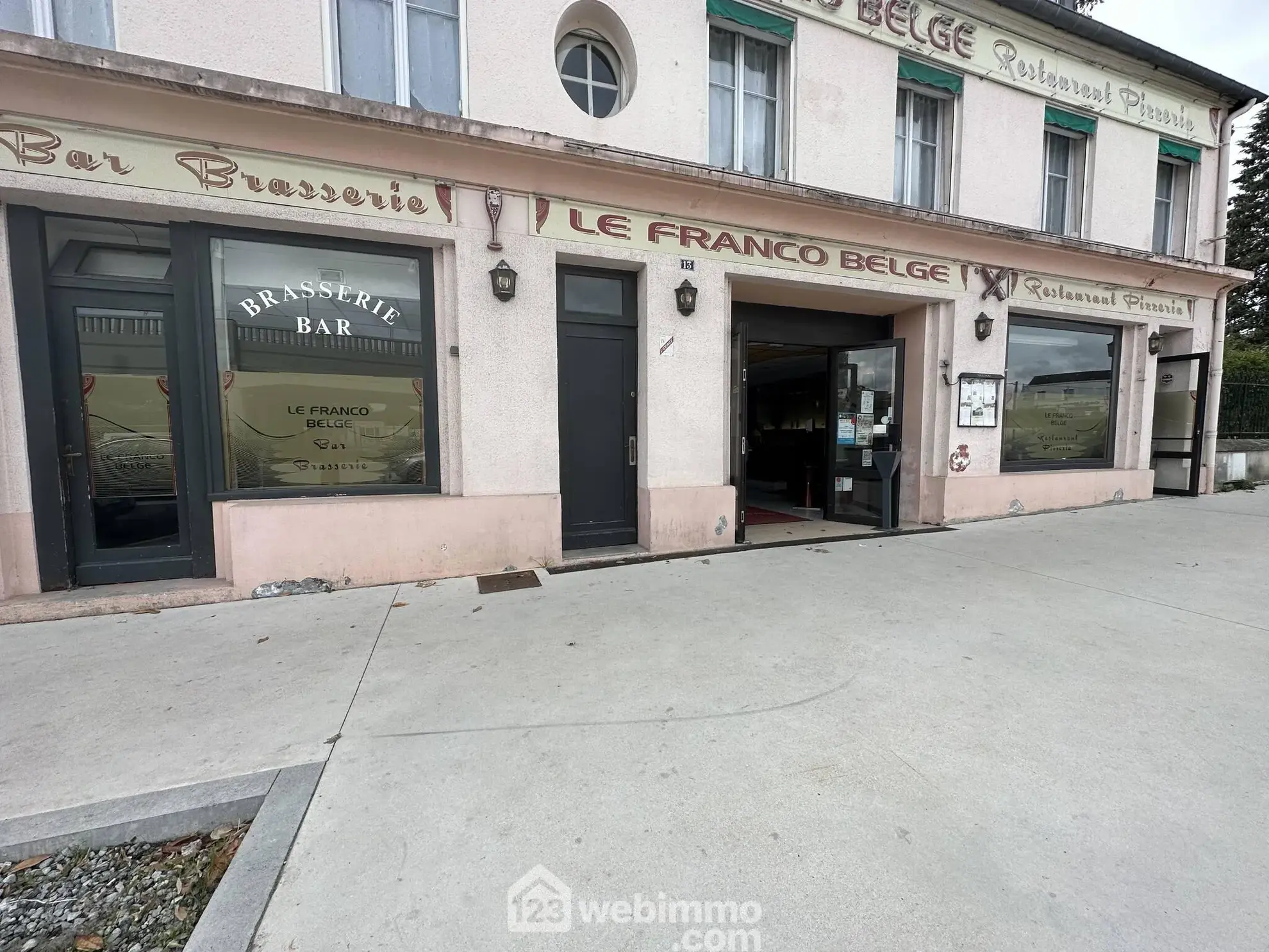 Fonds de commerce de 235 m² à vendre à Laon avec licence 4 