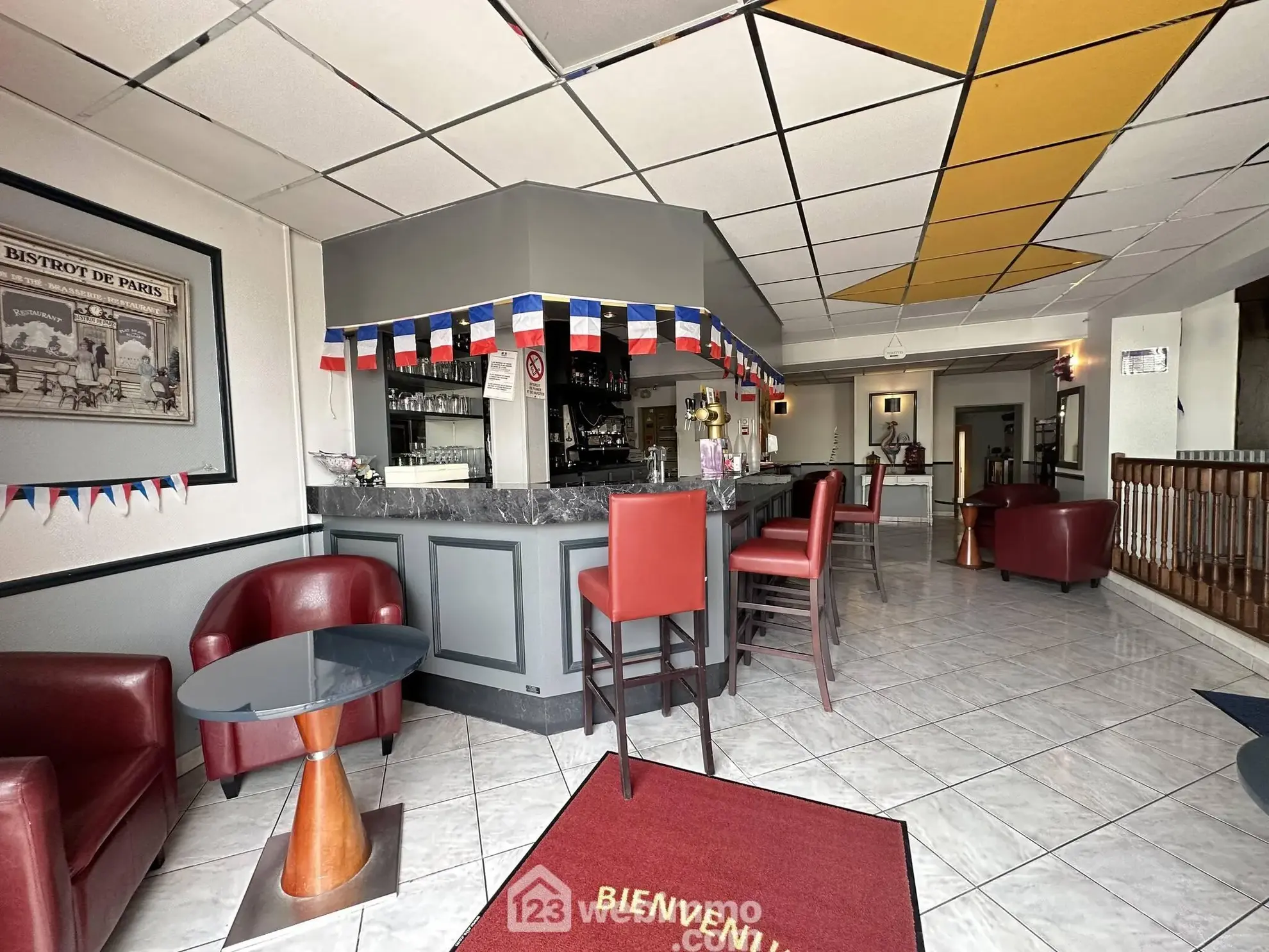Fonds de commerce de 235 m² à vendre à Laon avec licence 4 