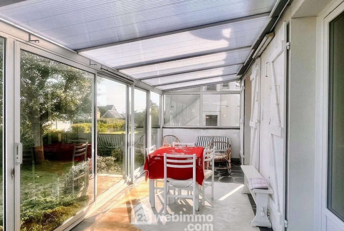 Maison à Denneville Plage avec jardin et potentiel, proche mer 