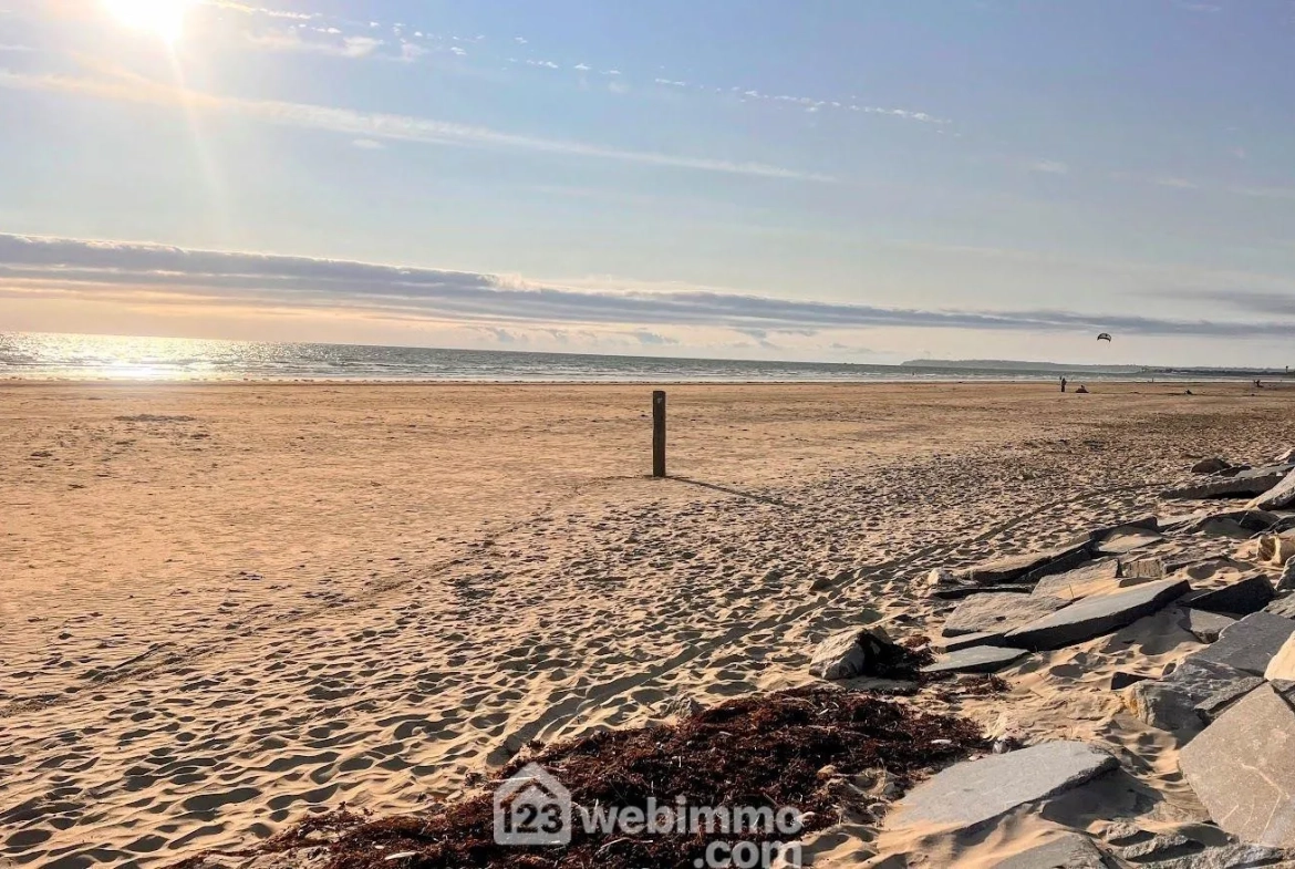 Maison à Denneville Plage avec jardin et potentiel, proche mer 