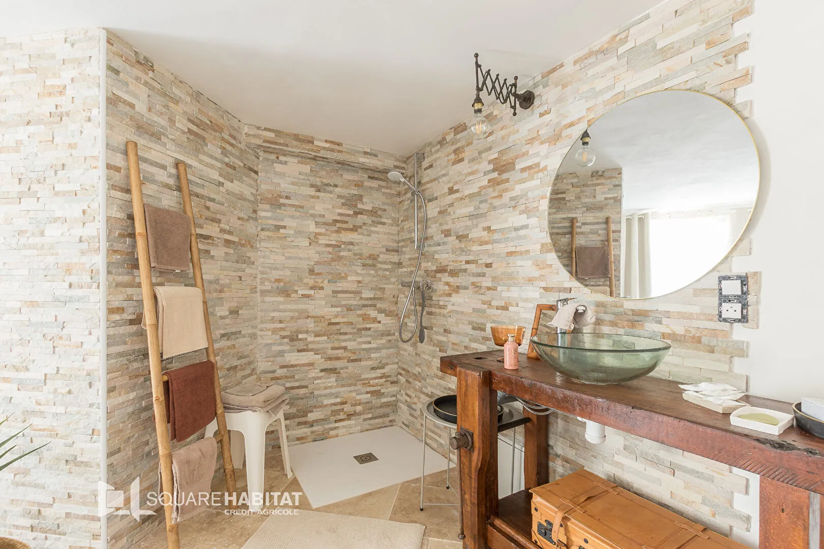 Maison écologique de 150 m² à Garde Colombe avec jardin et terrasses ombragées 