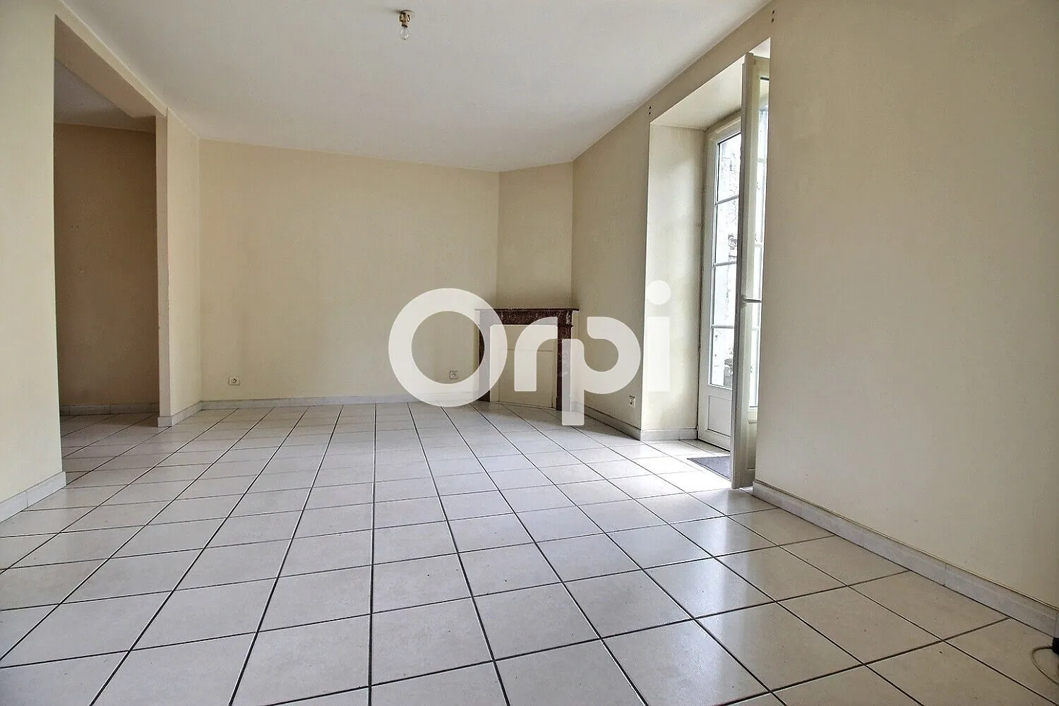 Achat appartement 2 pièces à Pau 37 m² avec balcon et jardin 