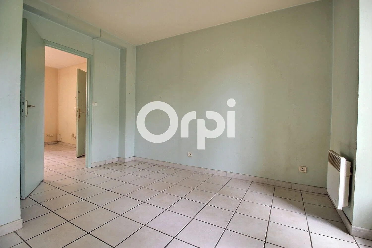 Achat appartement 2 pièces à Pau 37 m² avec balcon et jardin 