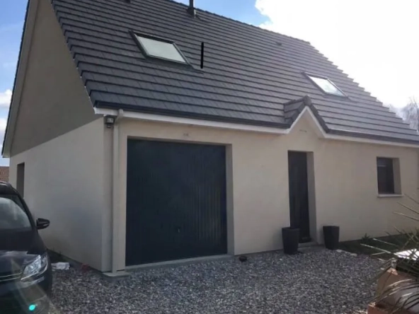 Maison neuve à Albert de 110 m² avec 4 chambres et garage, respectant la RE2020