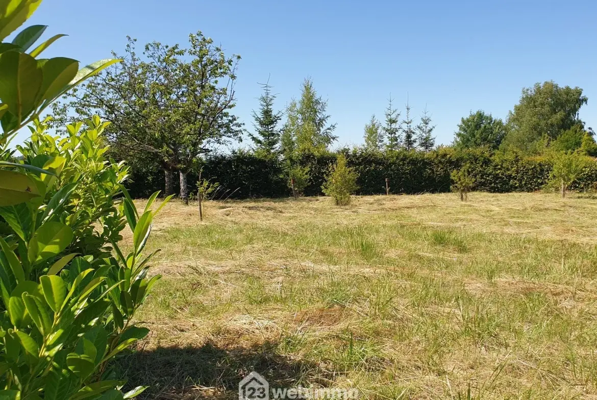 Terrain constructible de 1437 m² à Nixéville-Blercourt, proche Verdun et Bar-le-Duc 