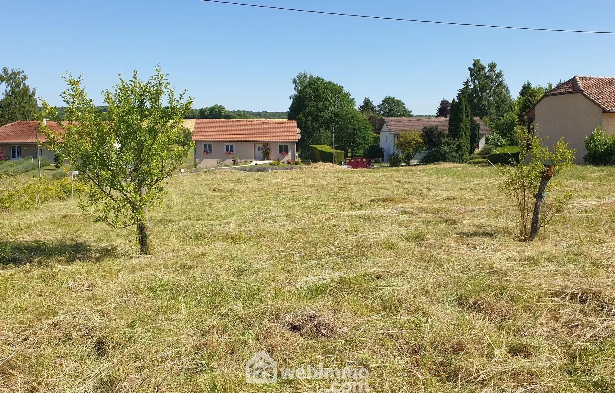 Terrain constructible de 1437 m² à Nixéville-Blercourt, proche Verdun et Bar-le-Duc 