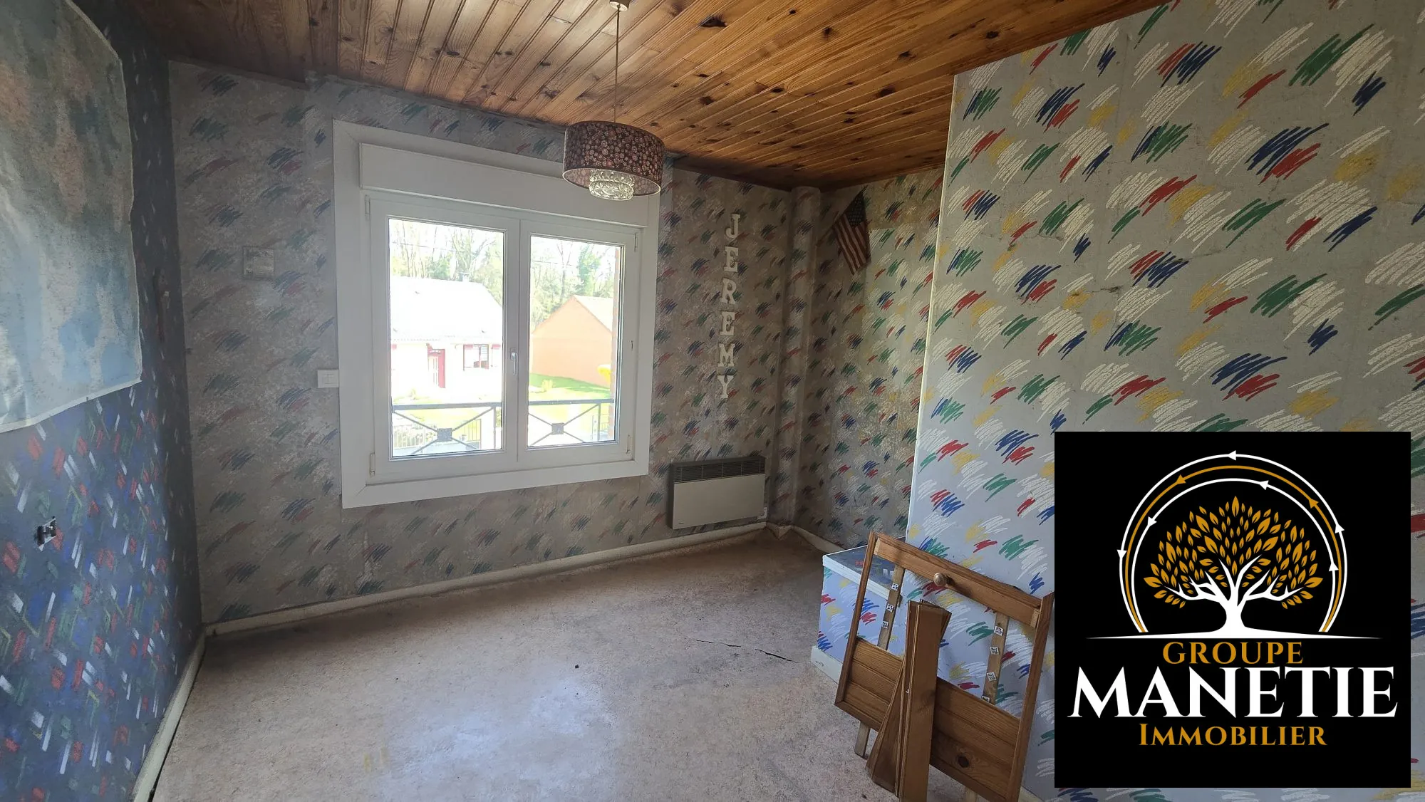 Maison individuelle à Lécluse - 85 m², jardin et garage, à rénover 
