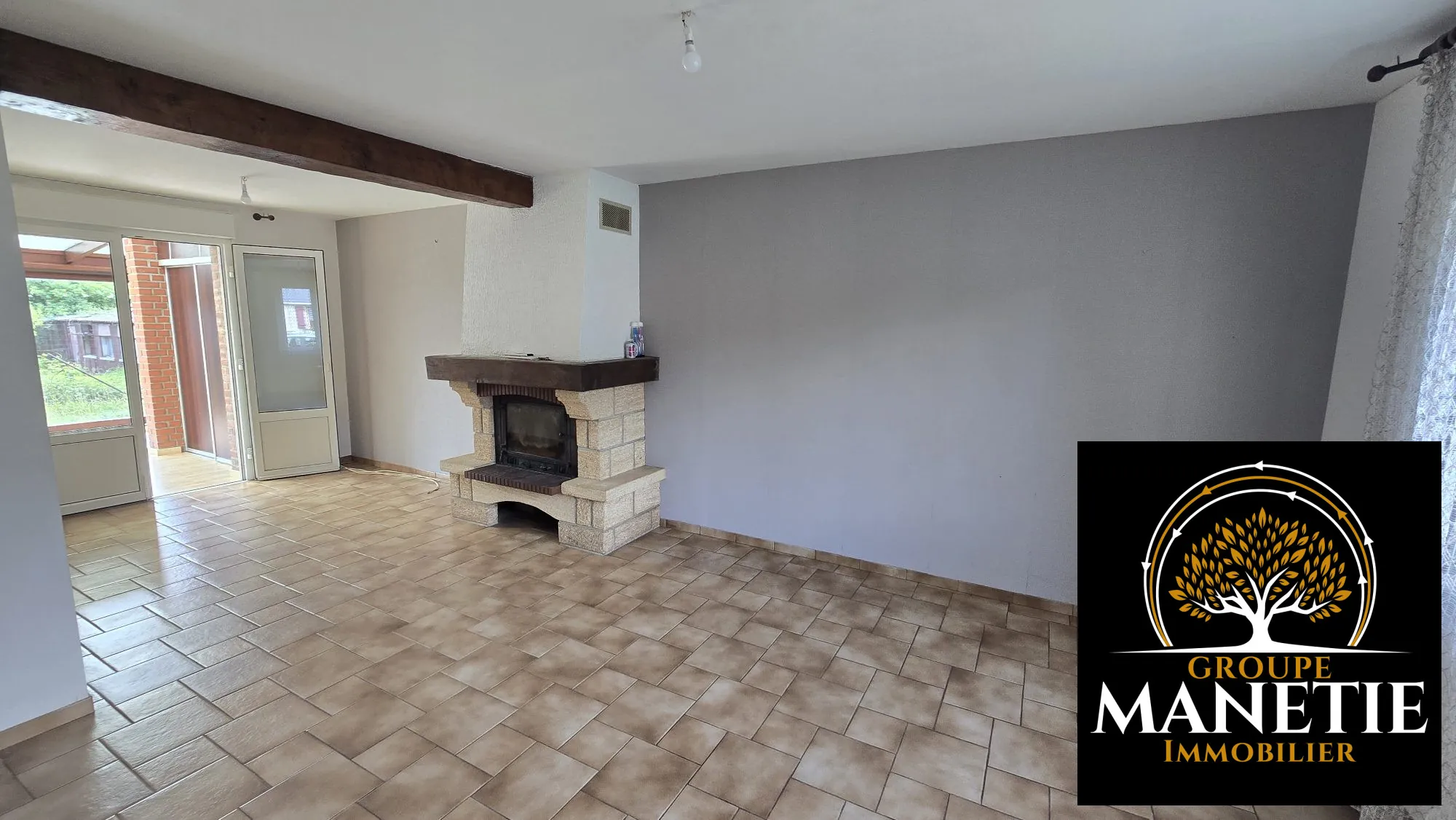 Maison individuelle à Lécluse - 85 m², jardin et garage, à rénover 