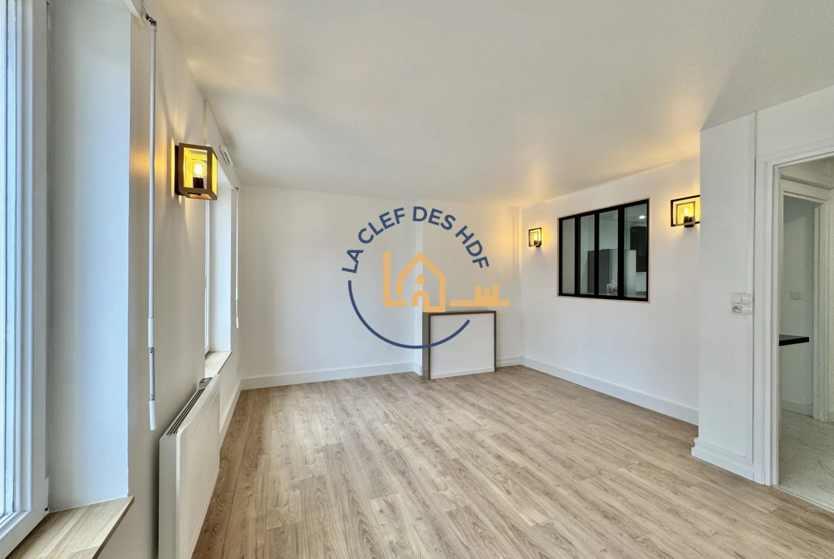 Appartement de standing 2 pièces à Arras, parfait état avec cave incluse 