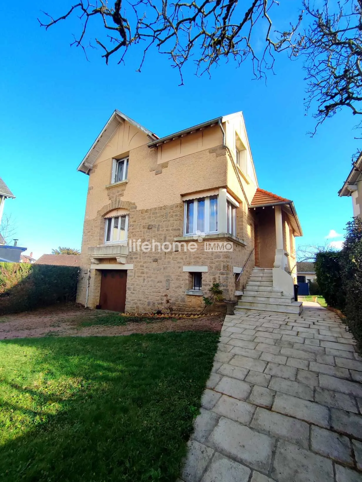Maison de 105m² avec sous-sol proche La Châtre – Opportunité immobilière 