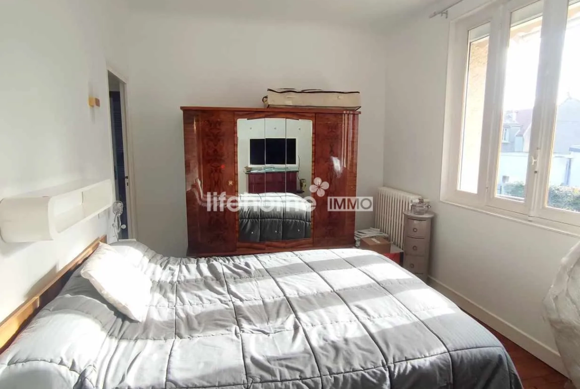 Maison de 105m² avec sous-sol proche La Châtre – Opportunité immobilière 