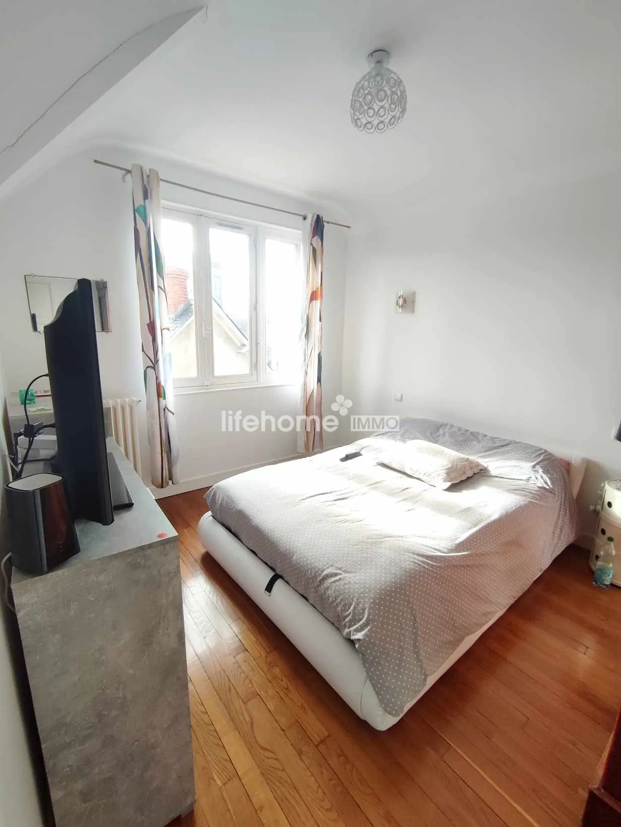 Maison de 105m² avec sous-sol proche La Châtre – Opportunité immobilière 