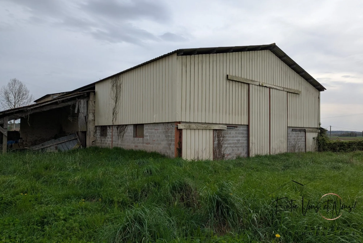 Ensemble immobilier à rénover avec dépendances près de Monségur 