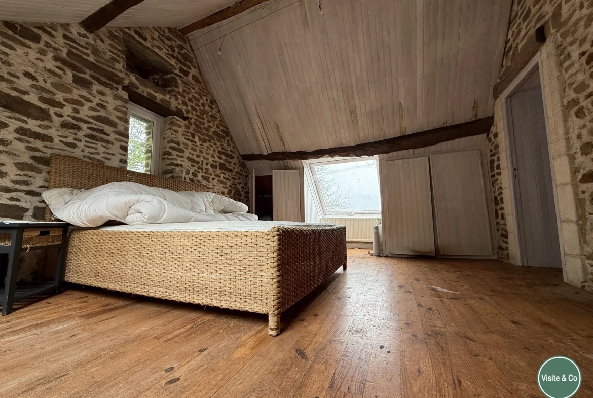 Maison à rénover à Putanges-le-Lac, cadre naturel privilégié avec terrain de 1177 m² 