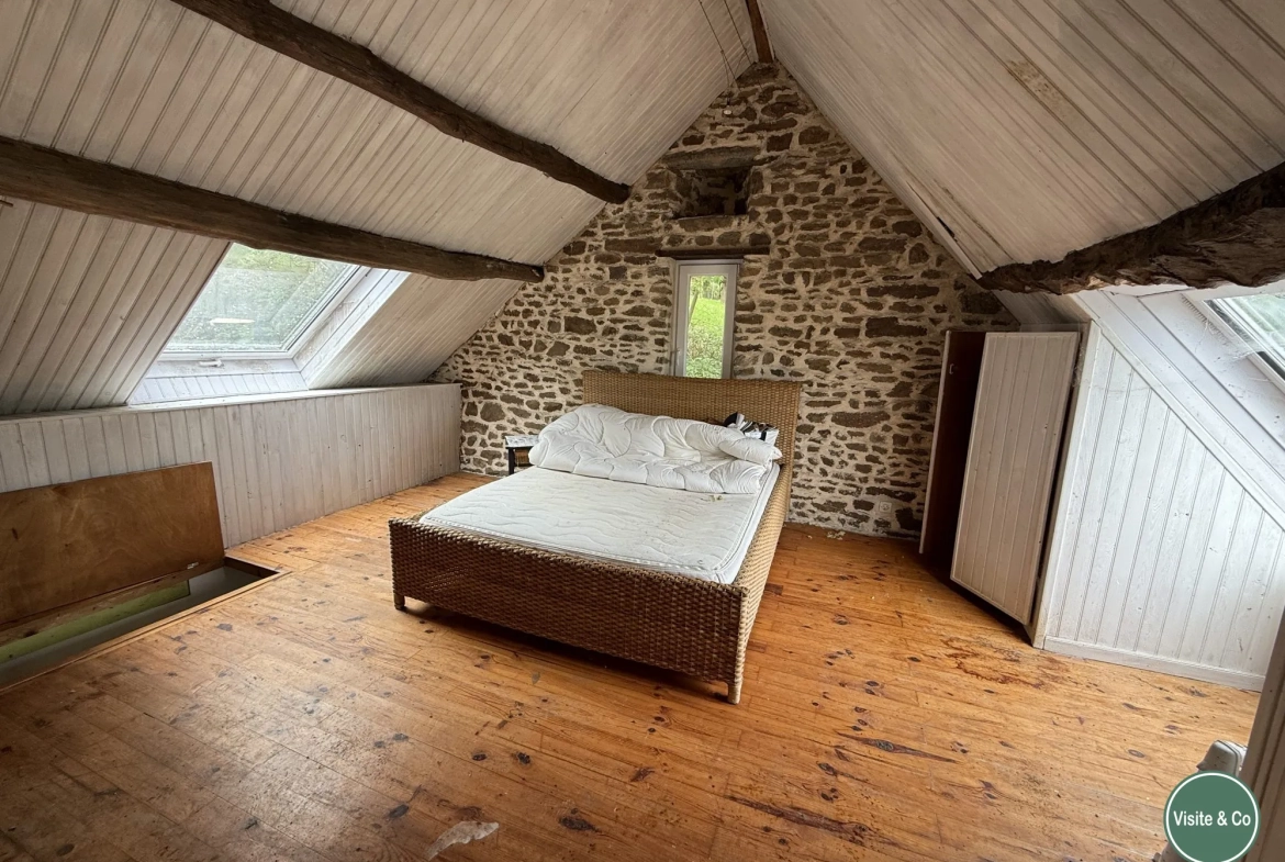 Maison à rénover à Putanges-le-Lac, cadre naturel privilégié avec terrain de 1177 m² 