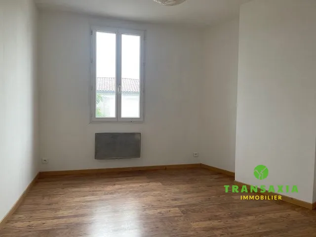 Maison à vendre à Saint-Symphorien, 89 m² avec garage et jardin 