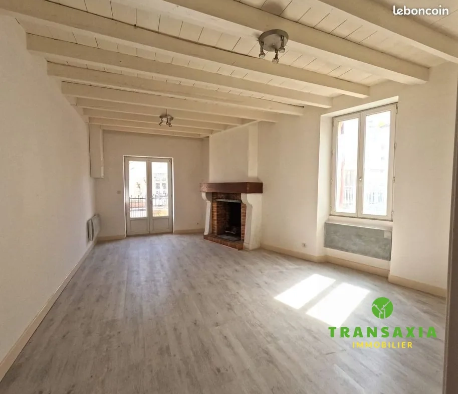Maison à vendre à Saint-Symphorien, 89 m² avec garage et jardin 