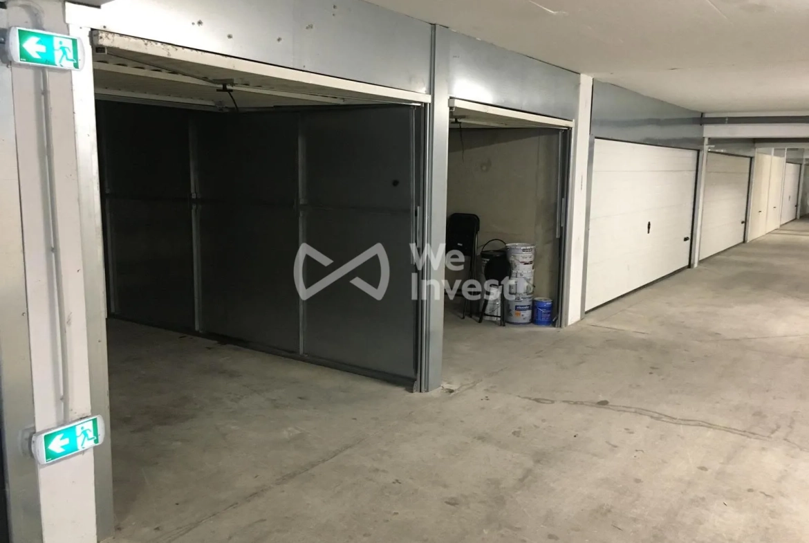 Garage fermé en sous-sol à vendre à Grabels - Sécurité et confort 