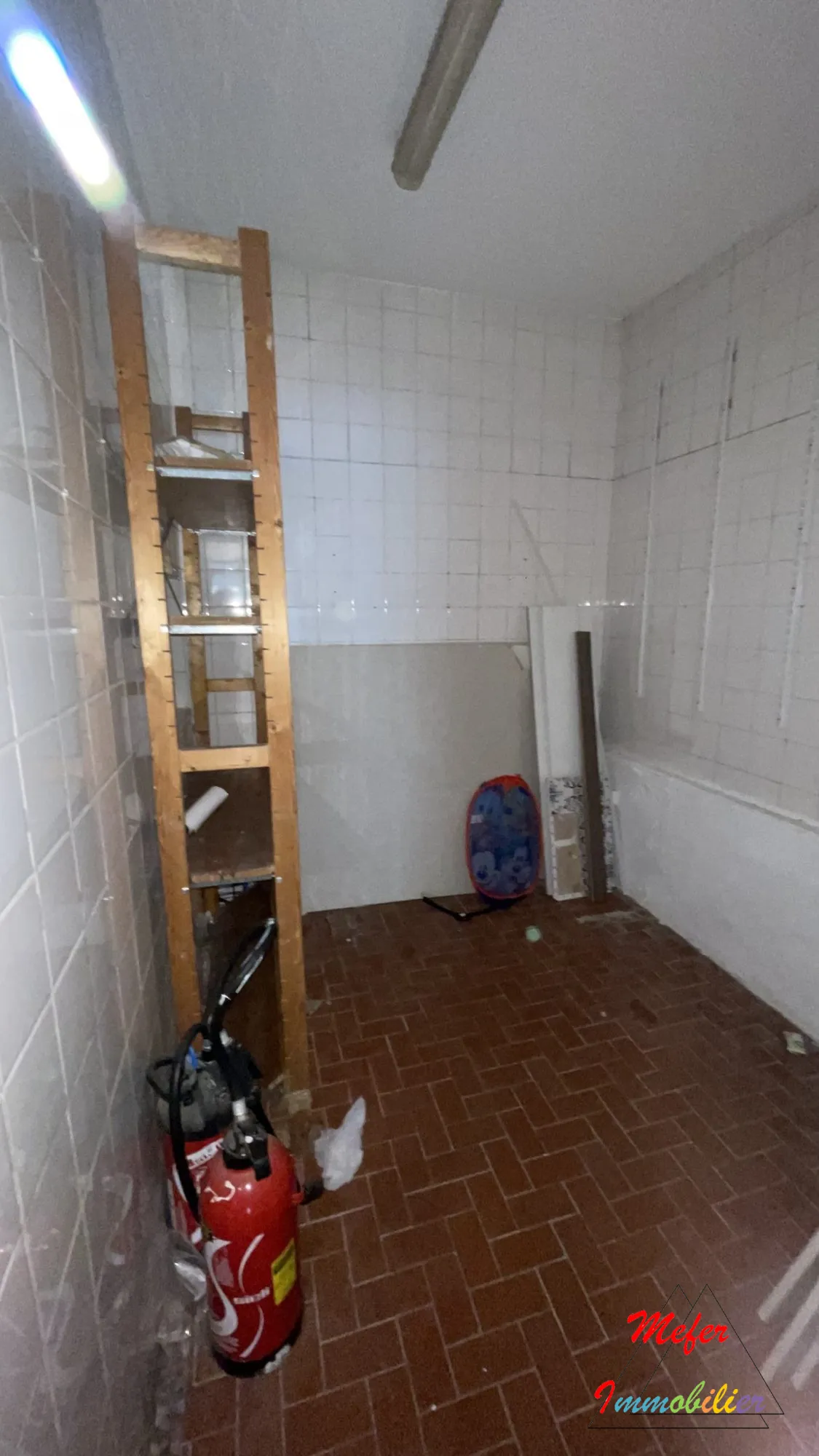 Mur commercial à vendre à Perpignan - Idéal tous commerces 